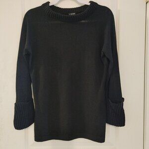 Made in Hong Kong by NY Based: Black Cotton blend Crew Neck Sweater